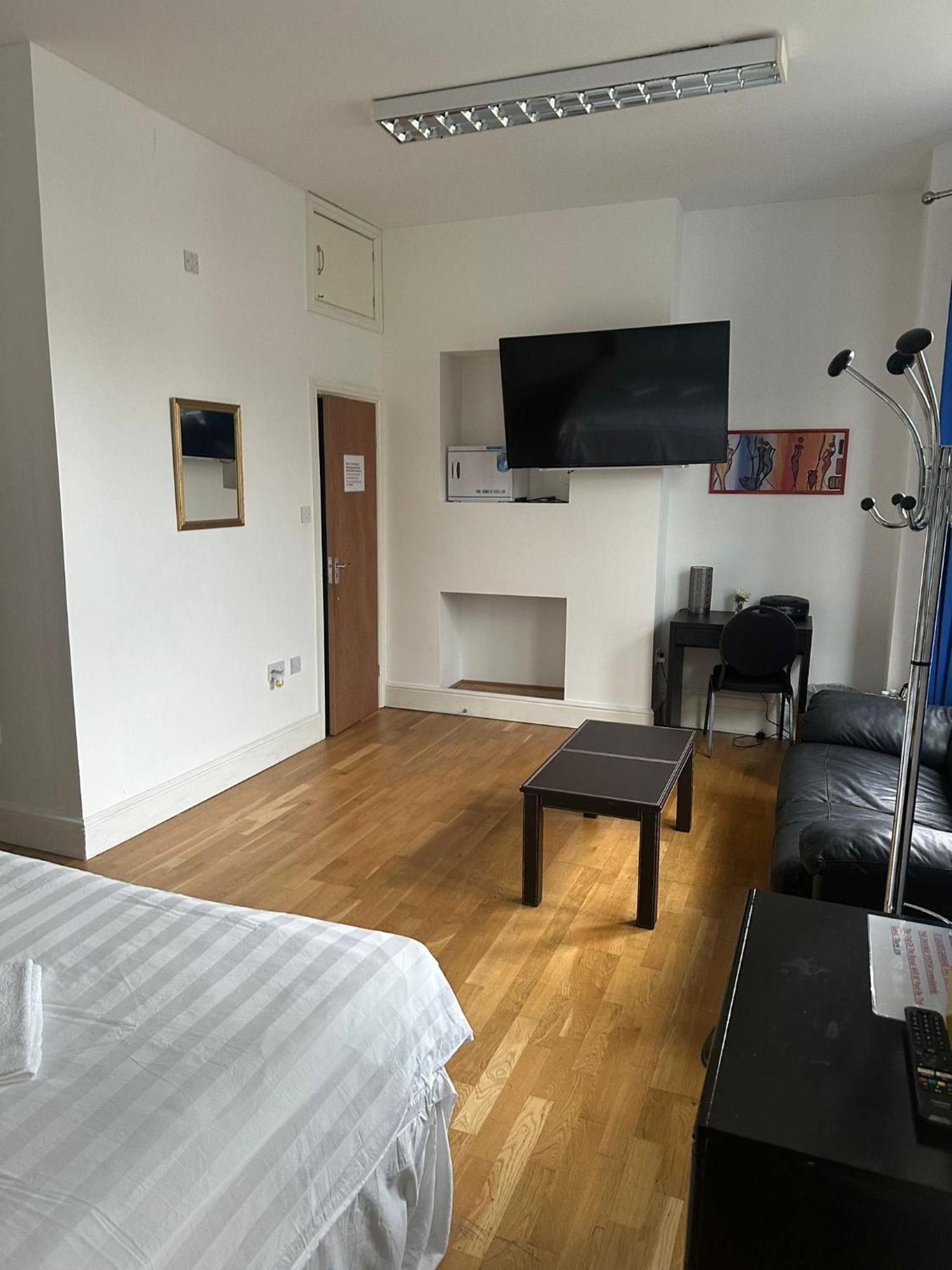3 Luxury En-Suite Bedrooms Cardiff Exterior photo