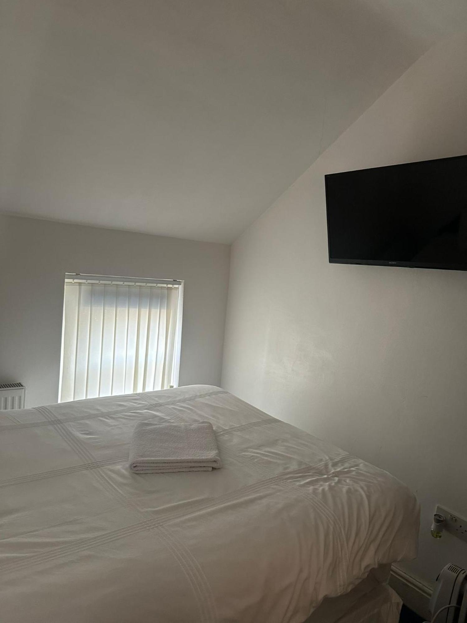 3 Luxury En-Suite Bedrooms Cardiff Exterior photo