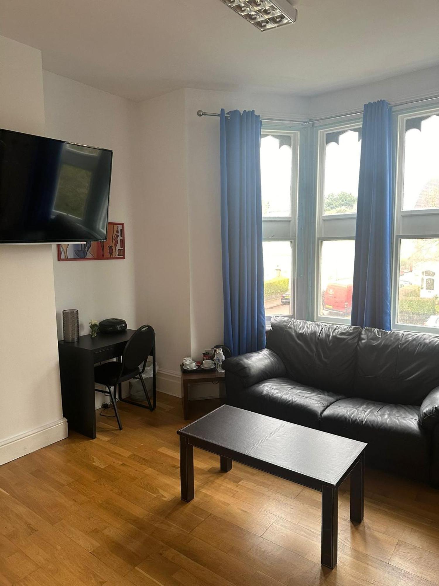 3 Luxury En-Suite Bedrooms Cardiff Exterior photo