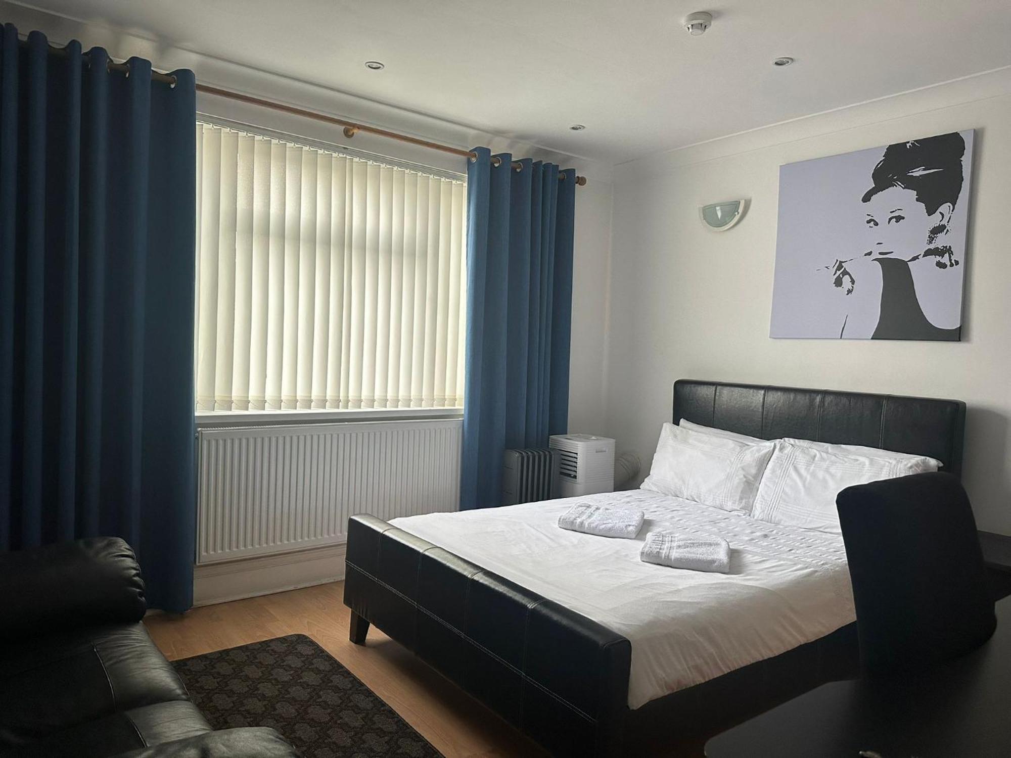 3 Luxury En-Suite Bedrooms Cardiff Exterior photo
