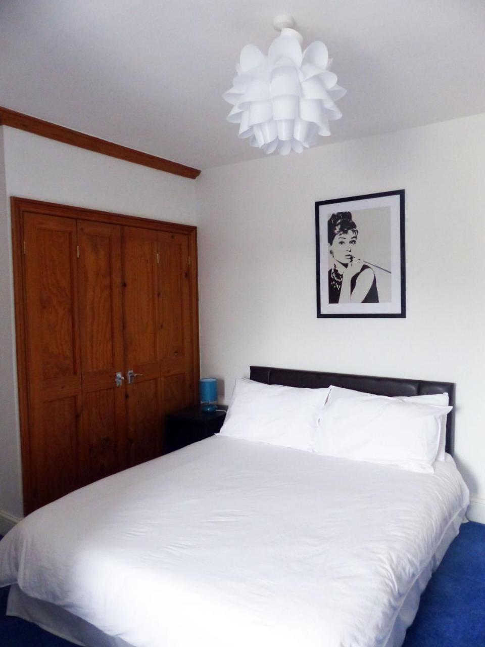 3 Luxury En-Suite Bedrooms Cardiff Exterior photo